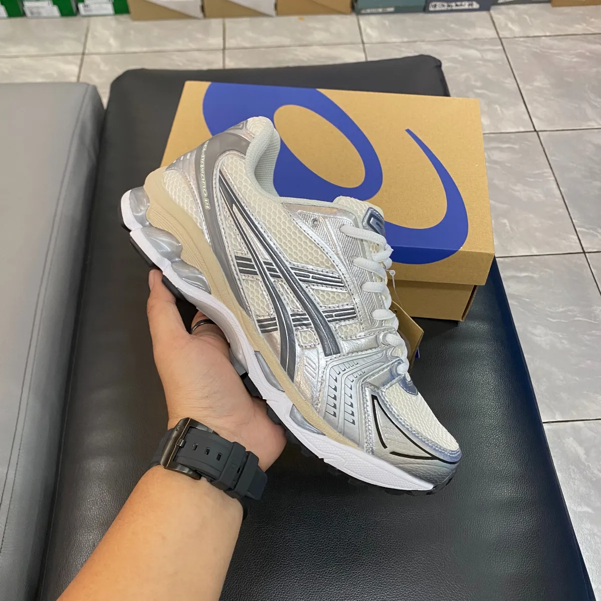 Asics Gel-Kayano 14 Silver