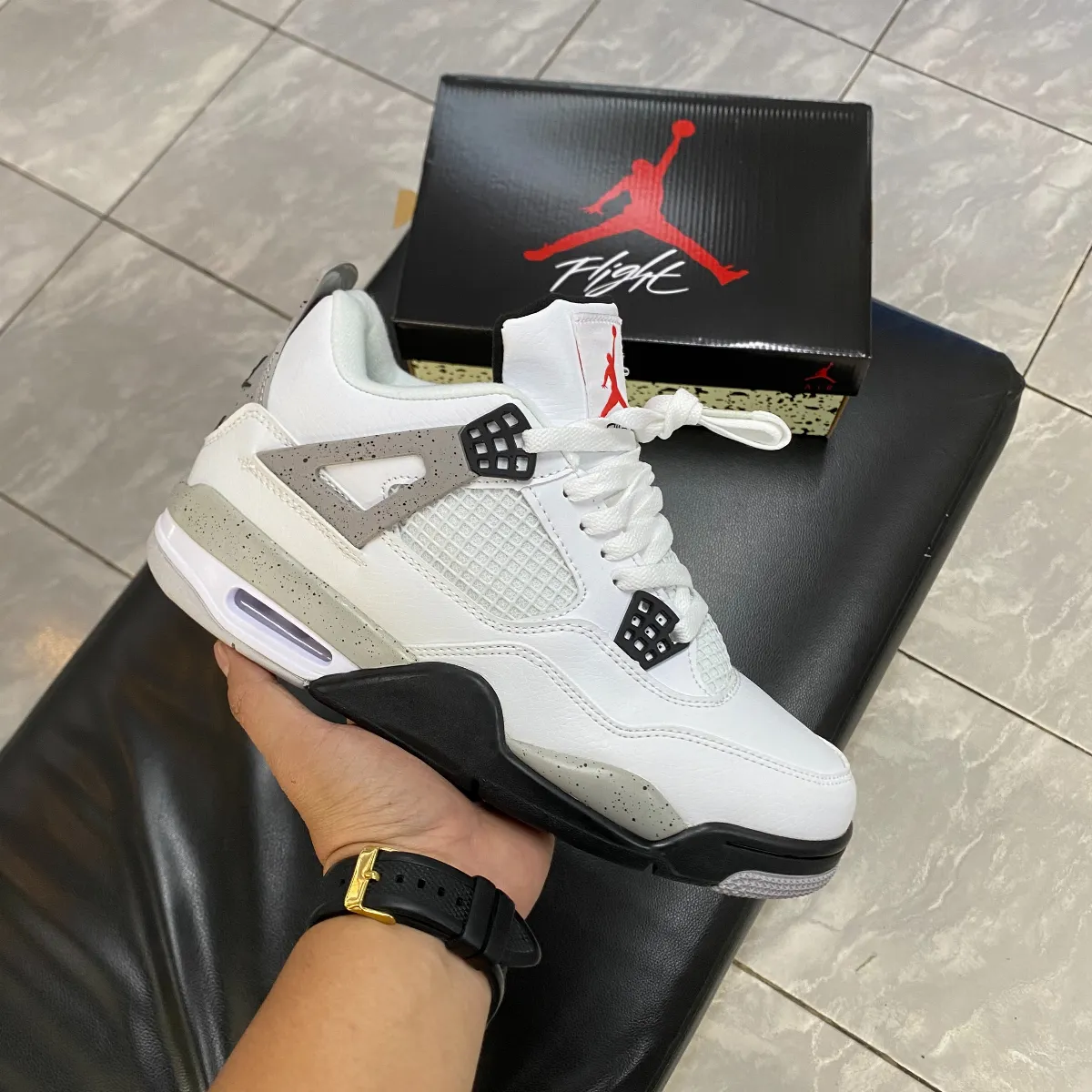 Air Jordan 4 Cement