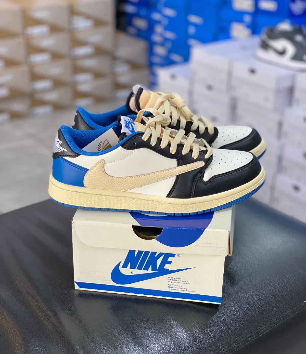 Air Jordan 1 Low Travis Scott